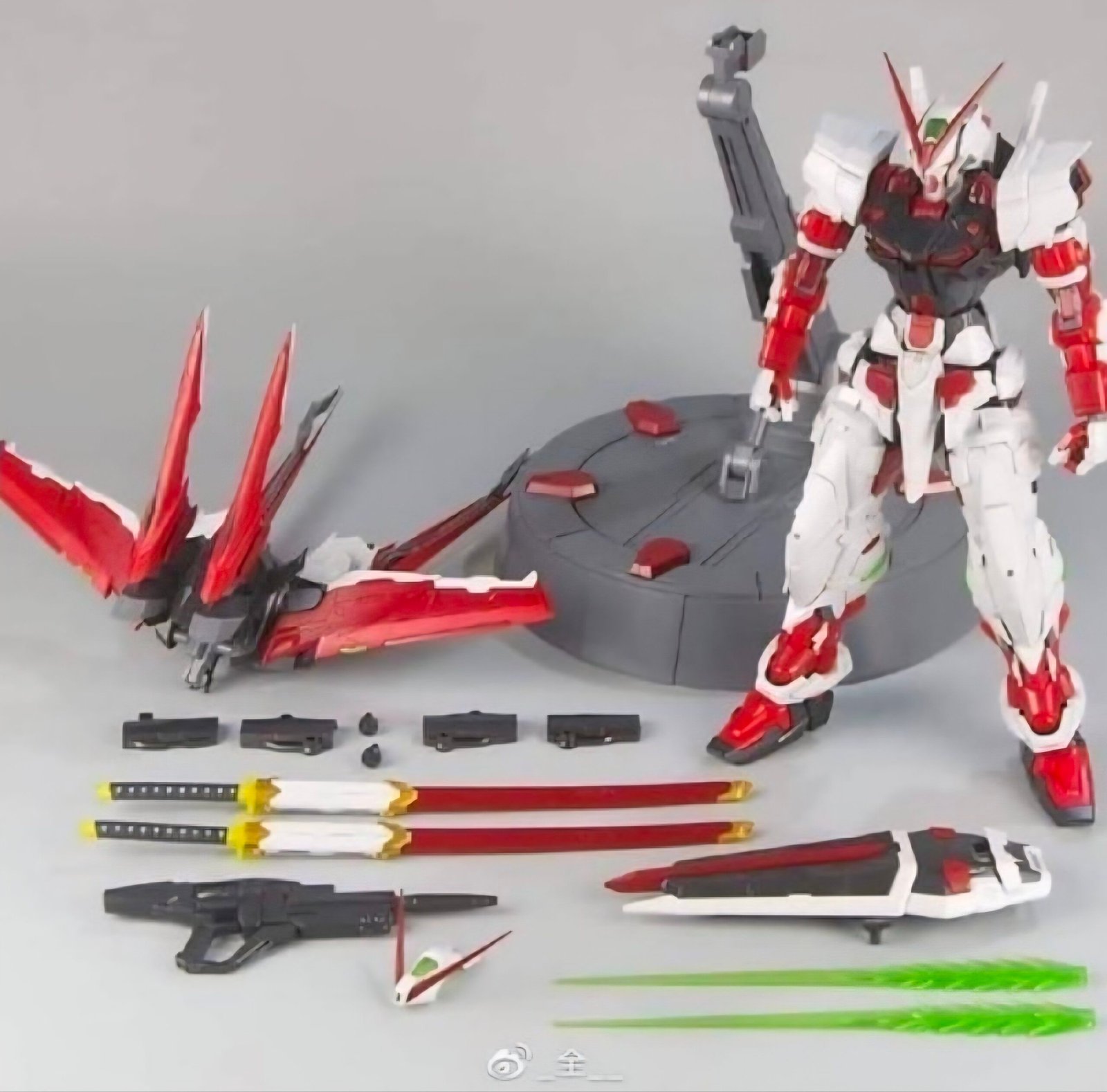 Nilson Works - Astray Red Frame - PG 1/60 - Image 8